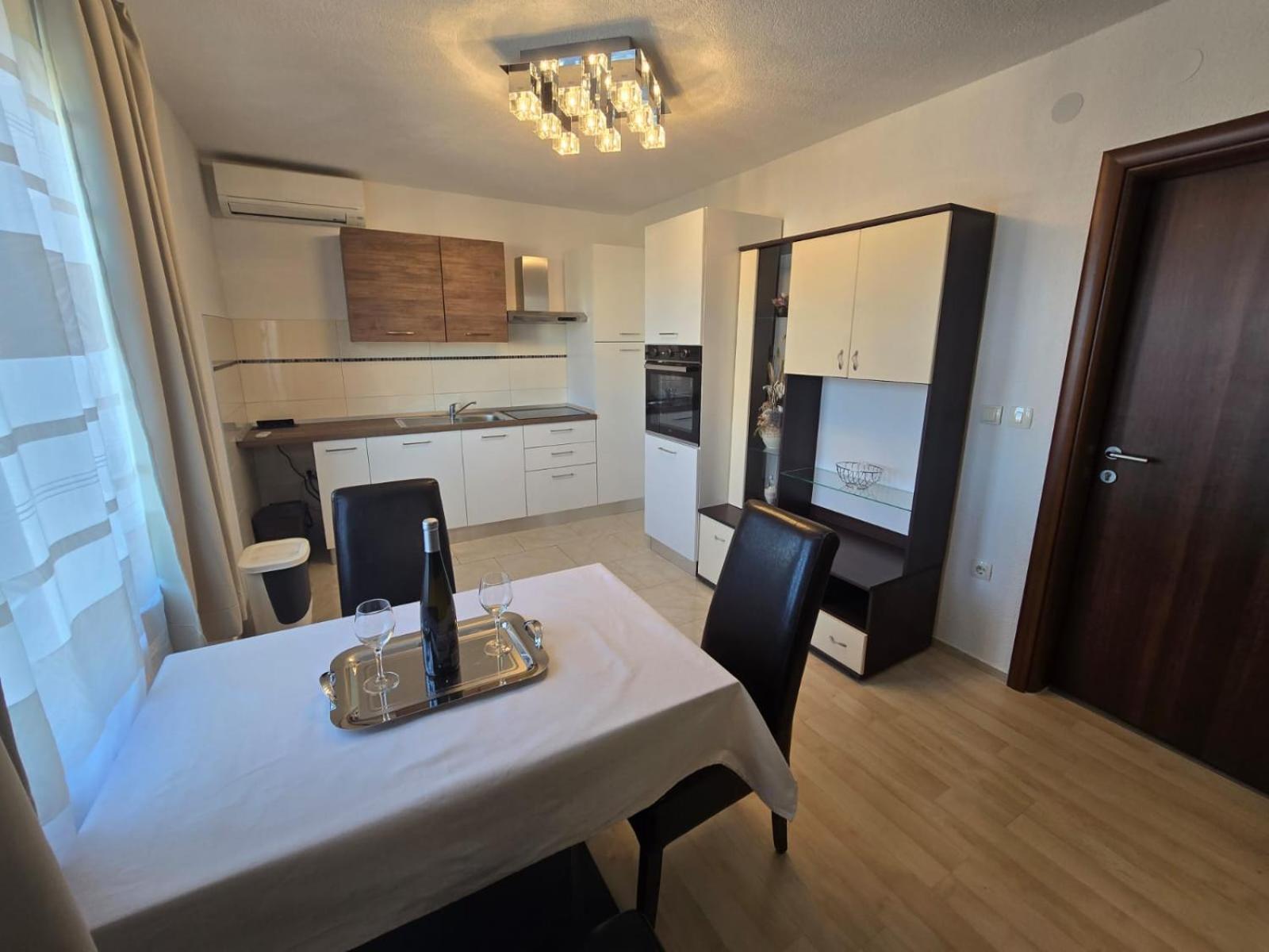 Rimbaldo Apartments Кърк Екстериор снимка